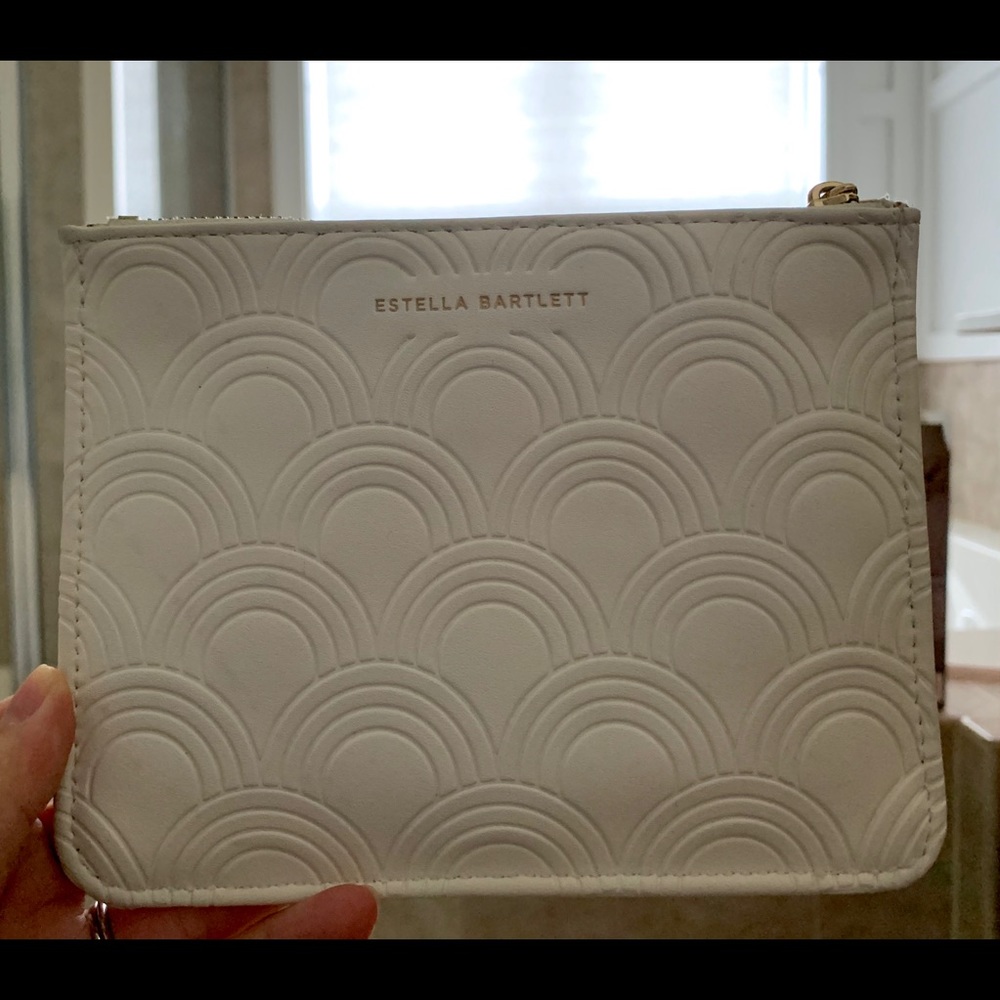 White pouch bridal or casual